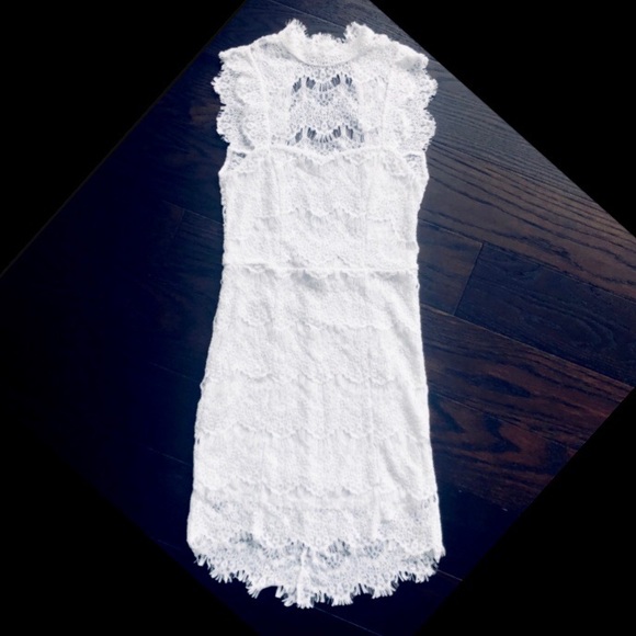 Free People Dresses & Skirts - Free People White Scalloped Lace Mini Dress XSmall